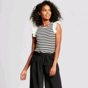 Striped Ruffle eyelet sleeve tank top